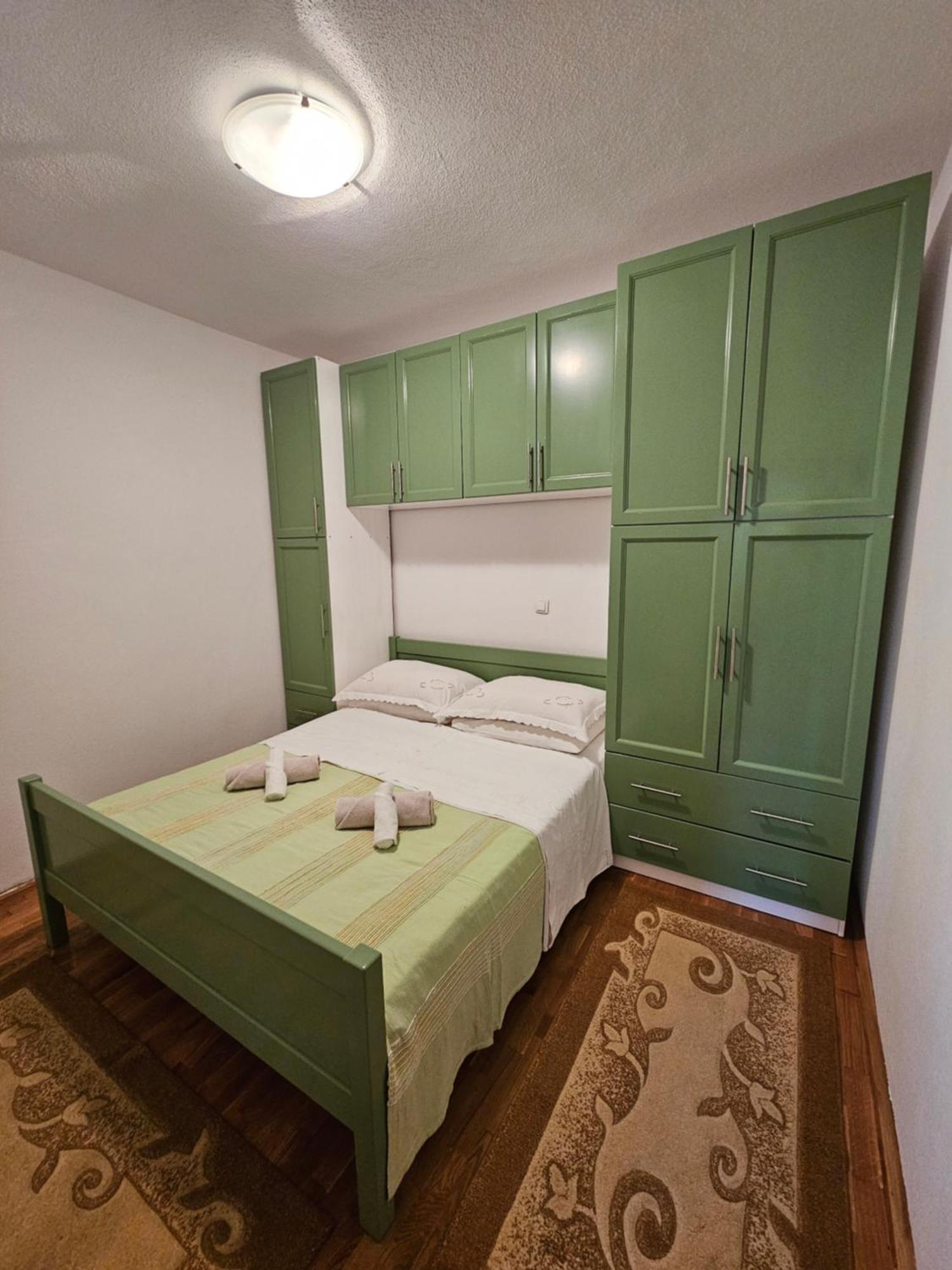 Apartmani Natasa Lokva Rogoznica Exterior foto